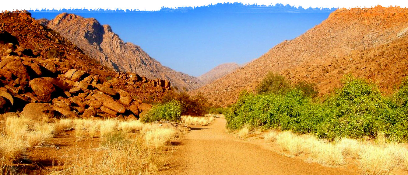 Scenic drives Namibia